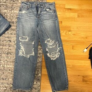 American Eagle Outfitters Women's High Rise Baggy Straight Jeans